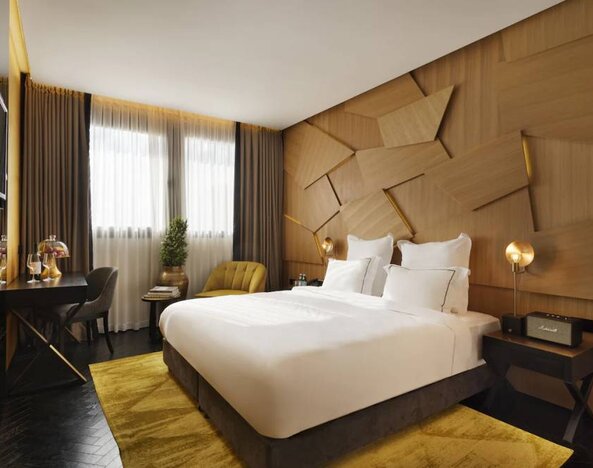 Lighthouse By Brown Hotels