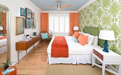 Spacious king room with private bathroom at Circa 39 Hotel.