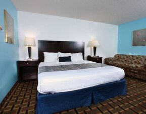 Day use room at Coratel Inn & Suites By Jasper Newton.