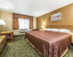 Travelodge By Wyndham Bloomington