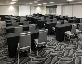 Meeting room at Homewood Suites By Hilton Miami Airport-Blue Lagoon.