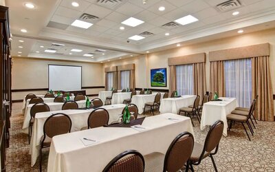 Professional meeting room at Homewood Suites By Hilton Burlington.