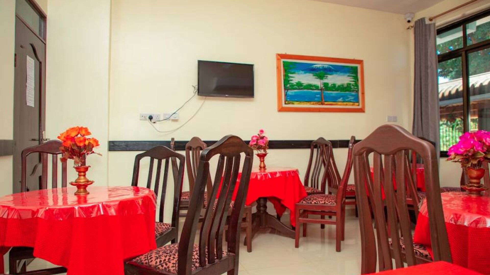 Kilimanjaro White House Hotel