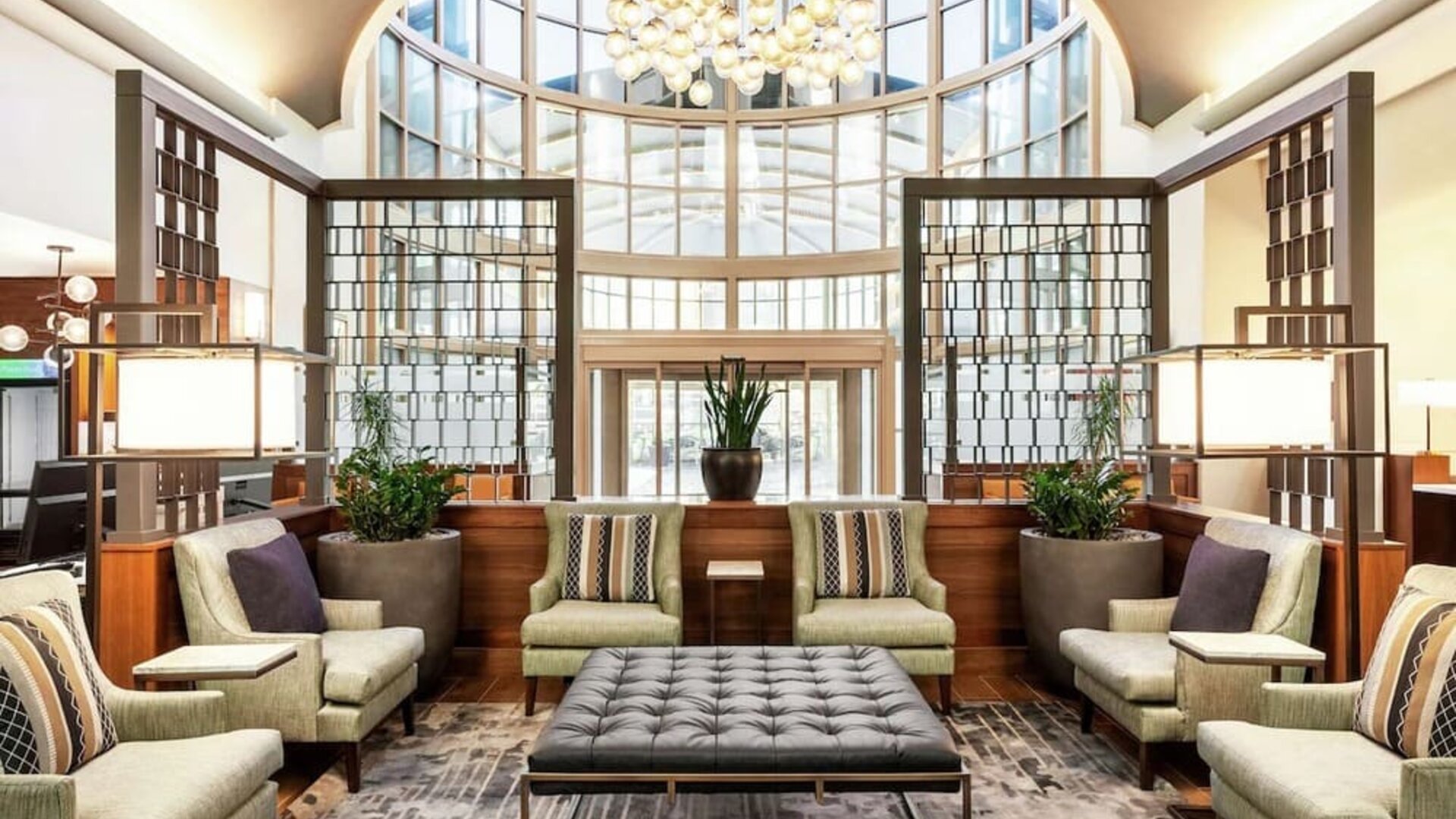 Lounge and coworking space at Embassy Suites By Hilton Convention Center Las Vegas.