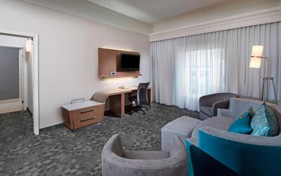 Courtyard By Marriott Dothan