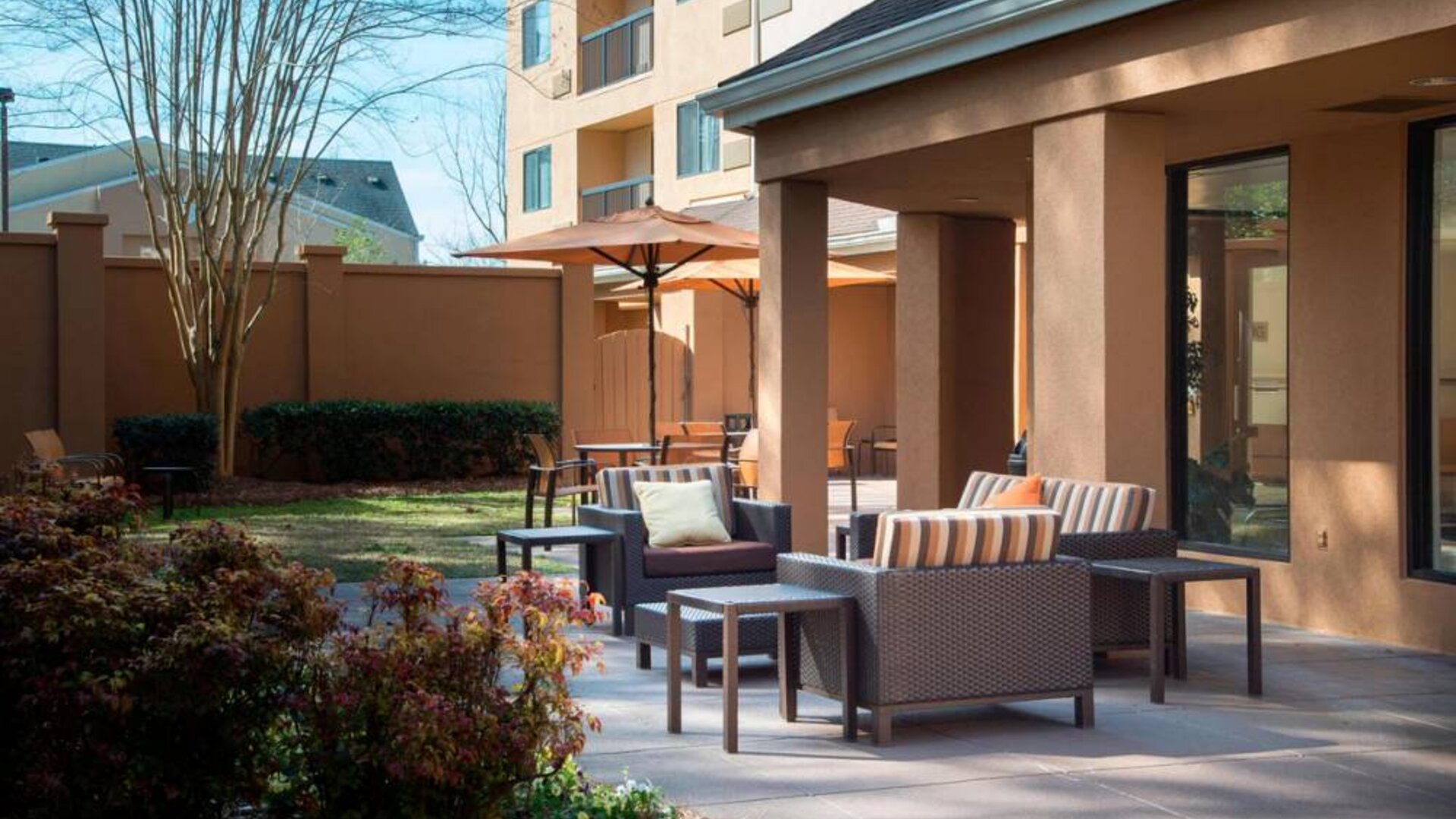 Courtyard By Marriott Dothan