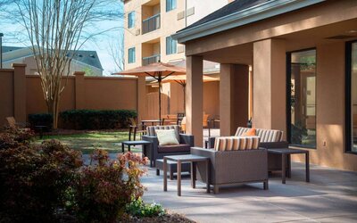 Courtyard By Marriott Dothan