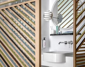 Guest bathroom with shower at OKKO Hotels Nice Aéroport.