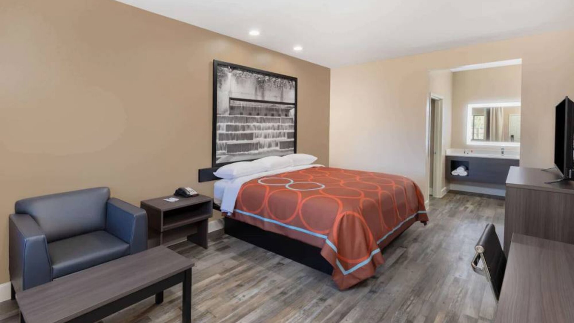 Super 8 By Wyndham Houston NW Beltway 8