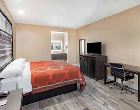 Super 8 By Wyndham Houston NW Beltway 8