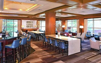 Bar, lounge, and coworking space at Hilton Short Hills.
