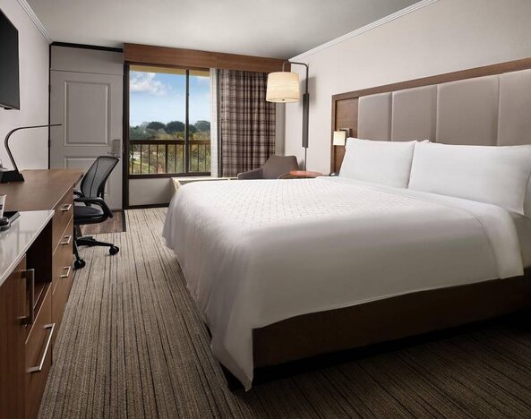 Holiday Inn Express Monterey Bay/Seaside