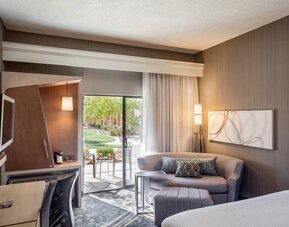 Courtyard By Marriott Henderson Green Valley