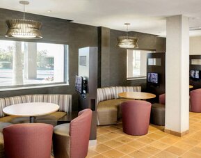 Courtyard By Marriott Henderson Green Valley