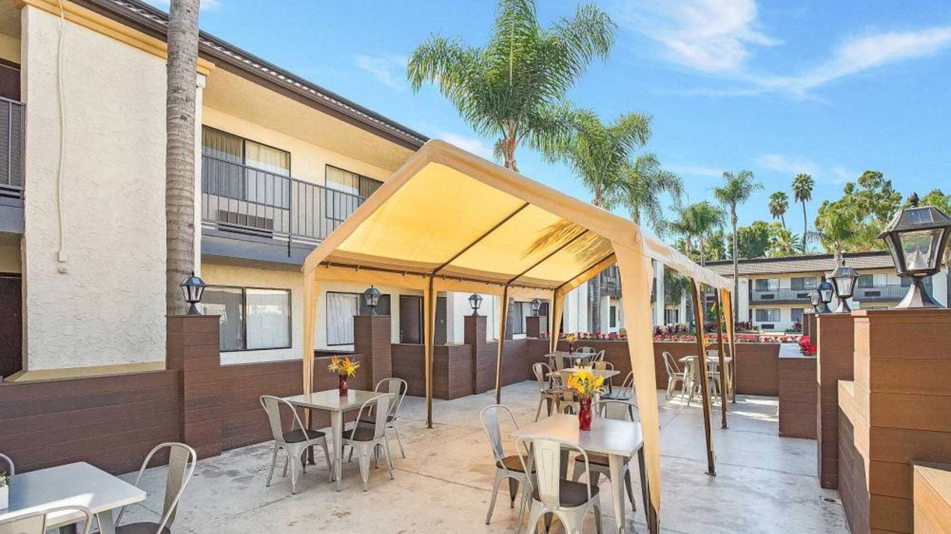 Stanford Inn & Suites Anaheim