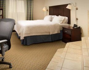 Hampton Inn Syracuse Clay