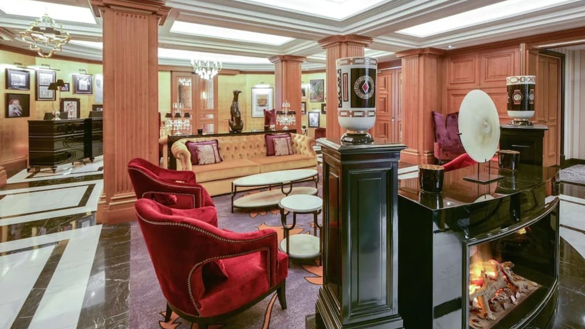 Maison Astor Paris, Curio Collection By Hilton