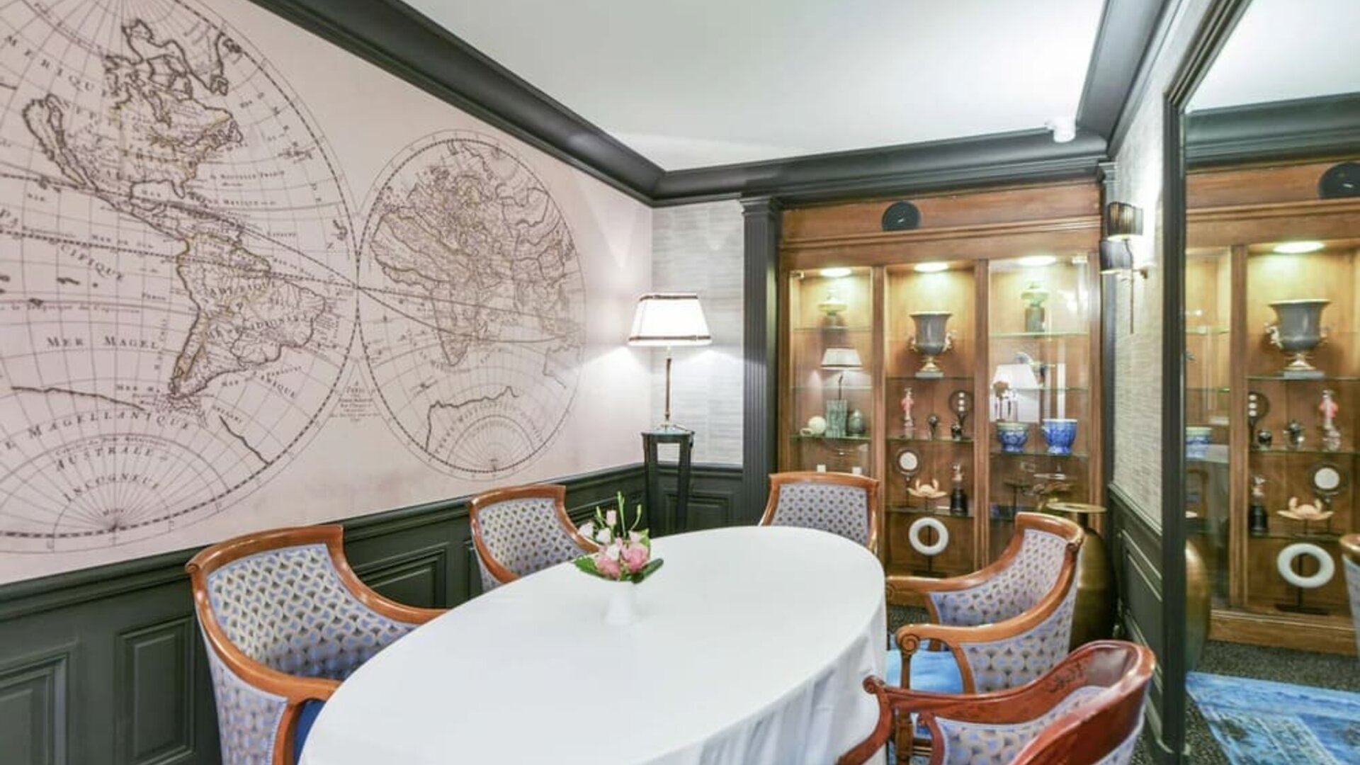 Maison Astor Paris, Curio Collection By Hilton