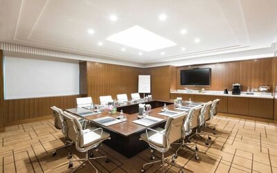 The Hotel Galleria Jeddah, Curio Collection By Hilton