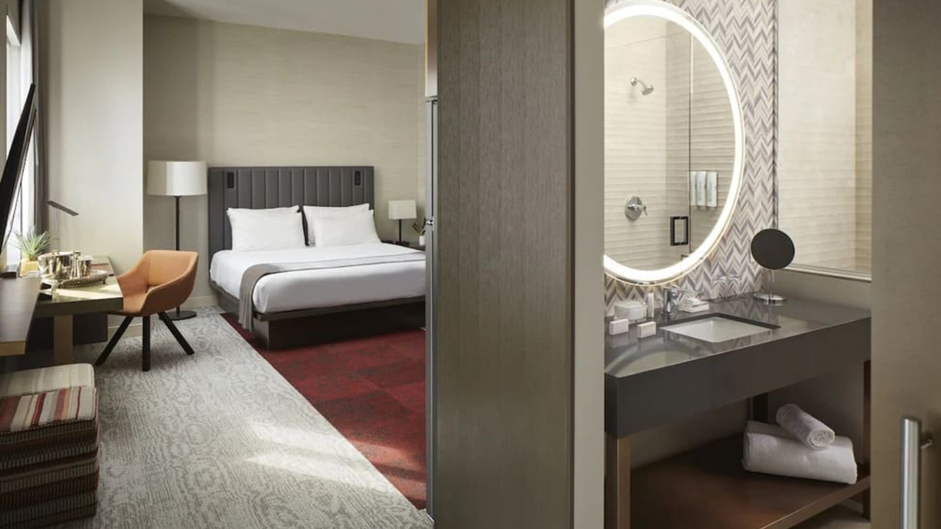 THesis Hotel Miami Coral Gables, Curio Collection By Hilton