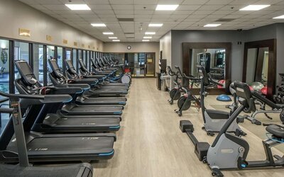 Fully equipped fitness center at Hilton Minneapolis.