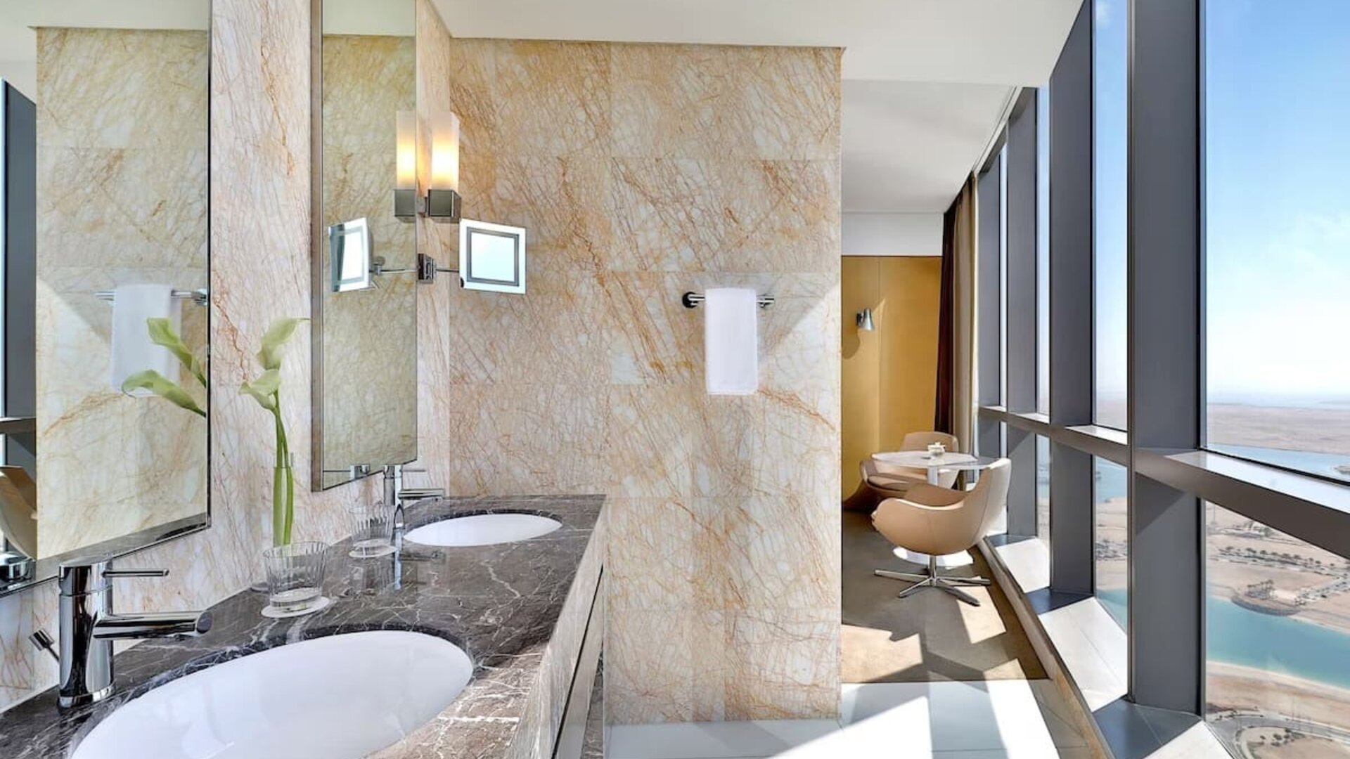 Conrad Abu Dhabi Etihad Towers