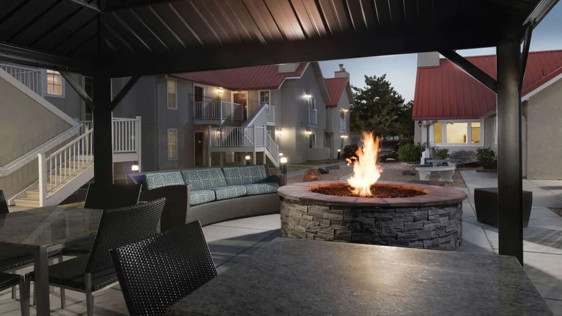 Coworking space and fire pit at Sonesta ES Suites Albuquerque.