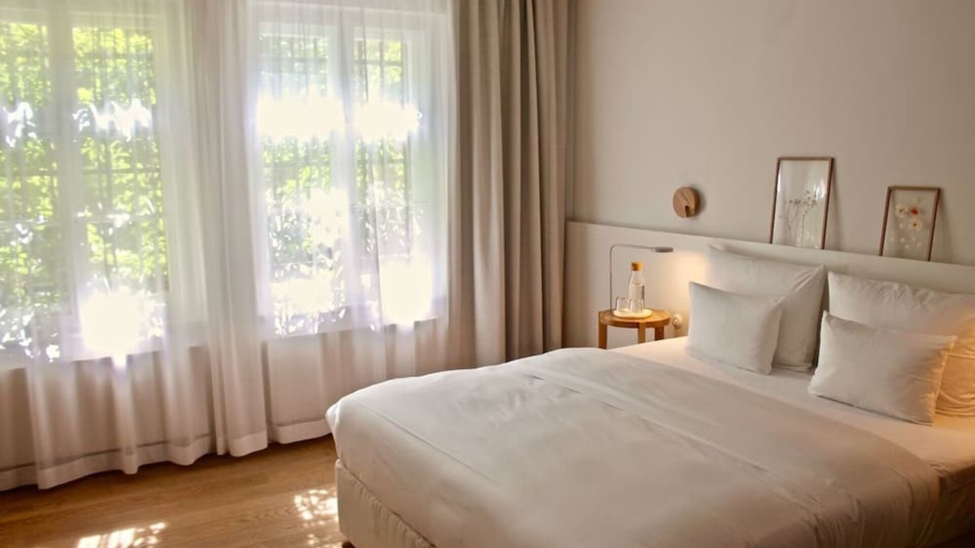 Day use room available at Wilmina Hotel.