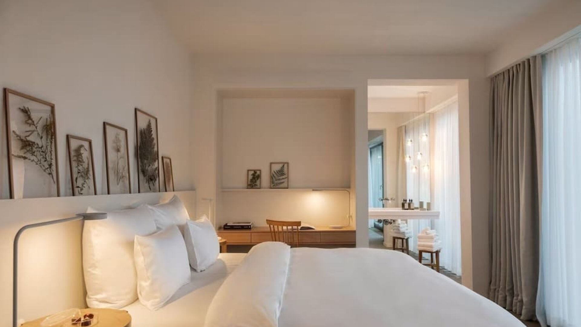 Spacious day use room at Wilmina Hotel.