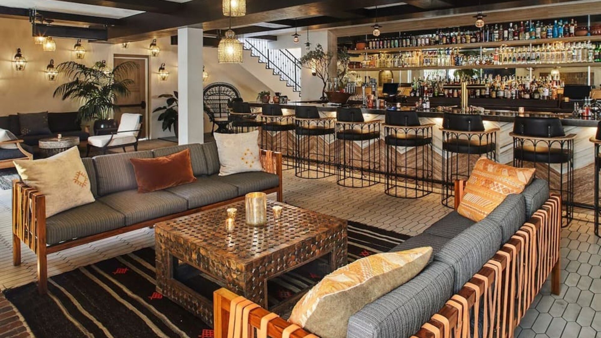 Lounge and coworking space at Hotel Figueroa.