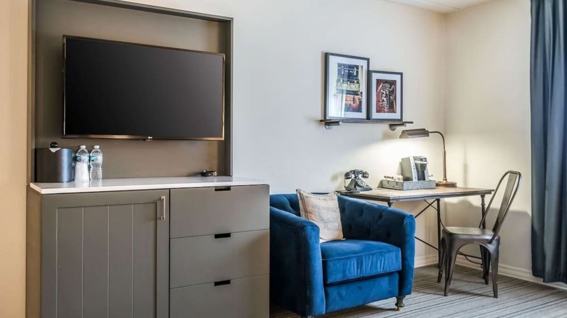Day use room with TV and work space at EnVision Hotel St. Paul South.