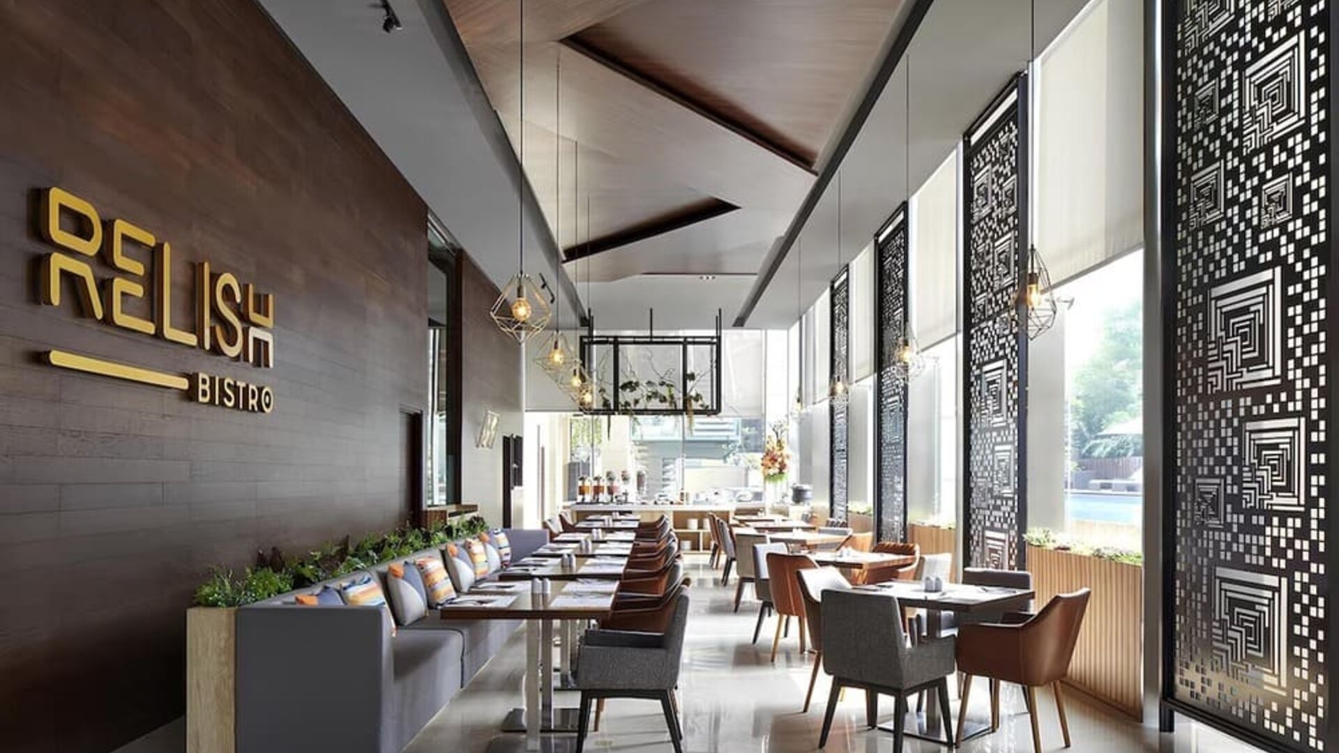 Dining and coworking area at Fraser Residence Menteng Jakarta.