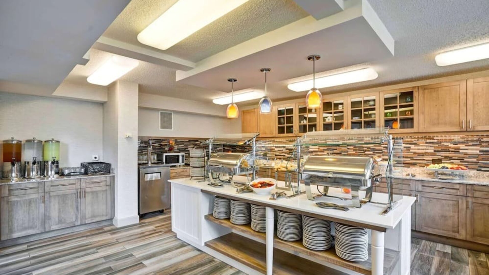 Breakfast available at Homewood Suites By Hilton Chicago-Downtown.