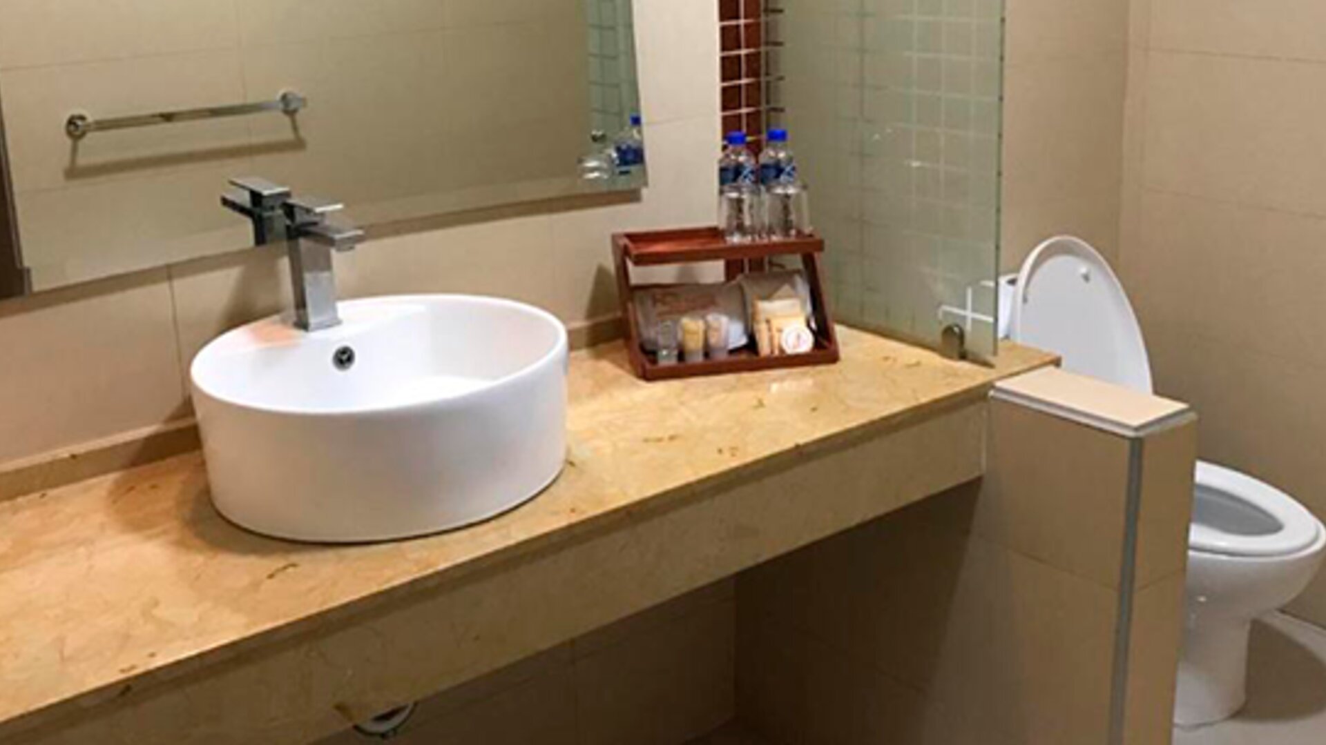 Hostalia Hotel Expo & Business Class