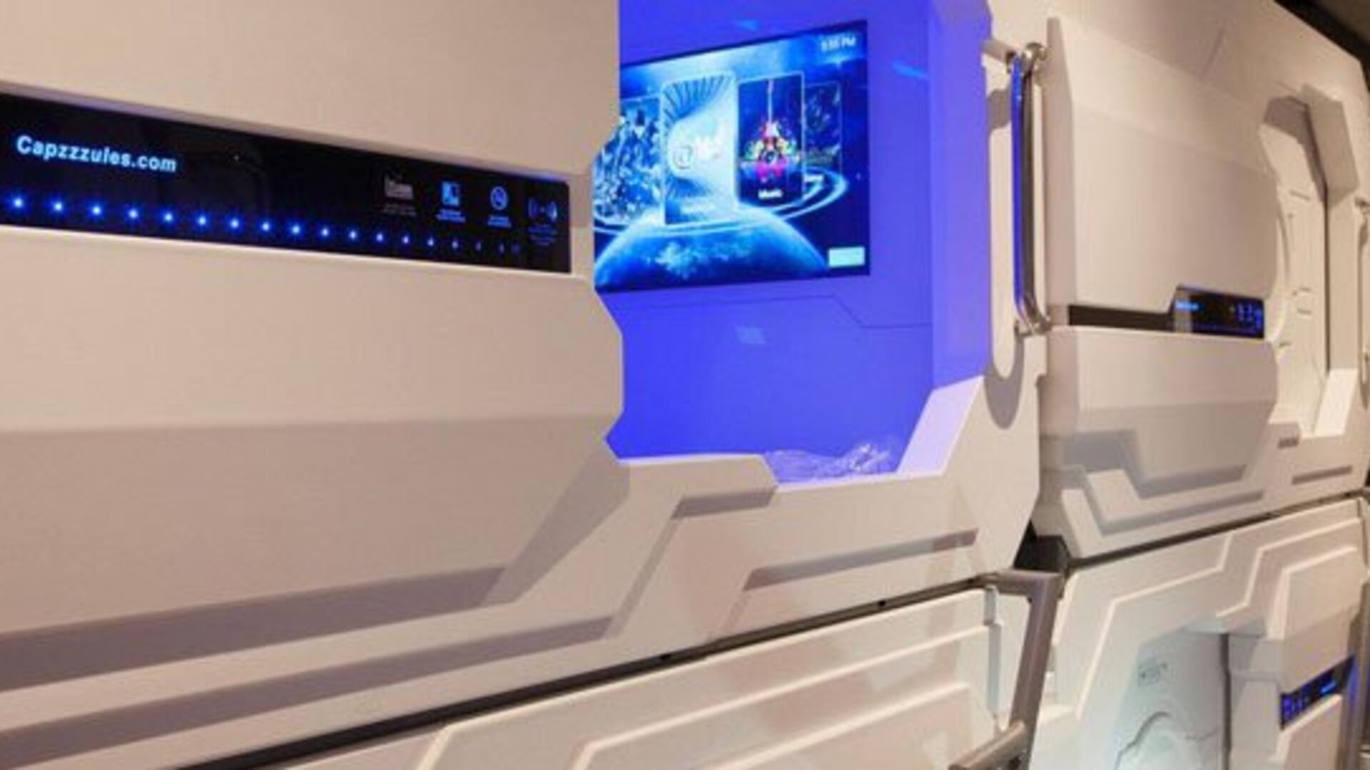 Izzzleep Aeropuerto Terminal I