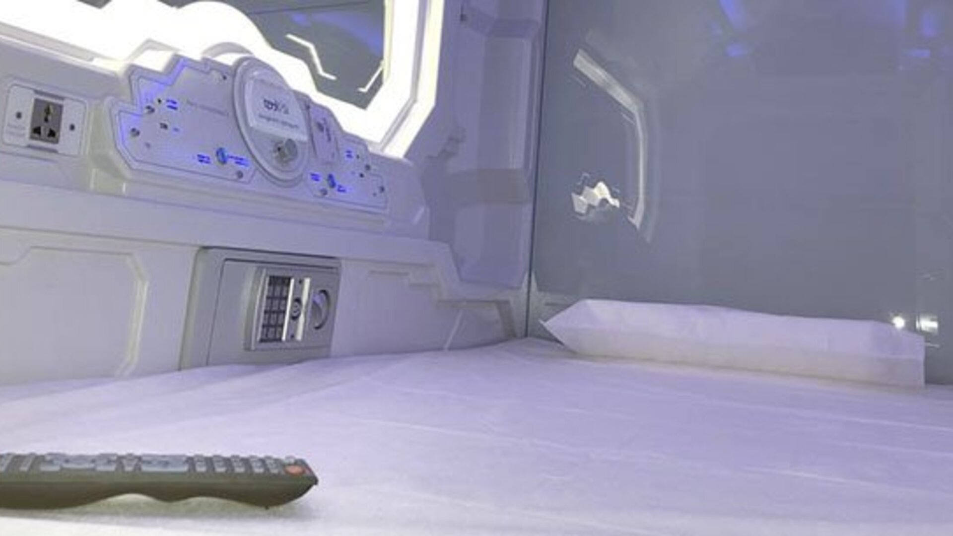 Izzzleep Aeropuerto Terminal 2