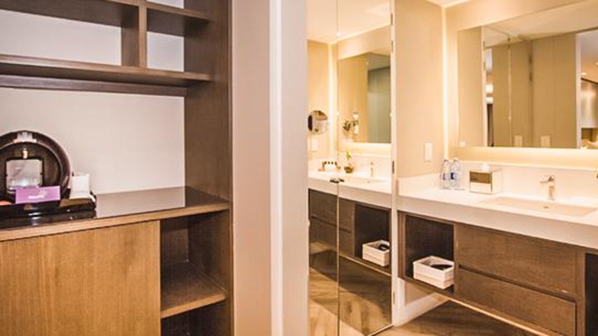 Isaaya Hotel Boutique By WTC