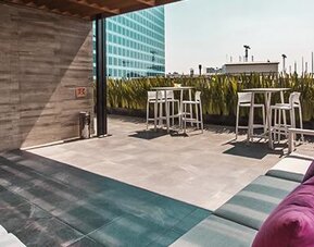 Isaaya Hotel Boutique By WTC