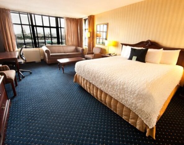 Capitol Skyline Hotel