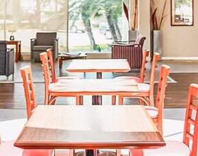 Ibis Monterrey Aeropuerto