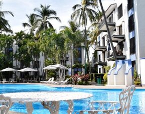 Puerto De Luna Pet Friendly & Family Suites