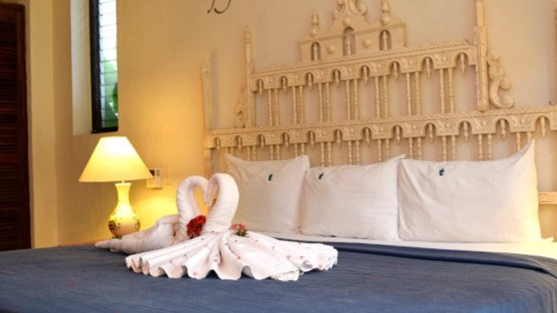 Puerto De Luna Pet Friendly & Family Suites