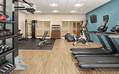 Fitness center available at Hampton Inn & Suites Miami Kendall. 