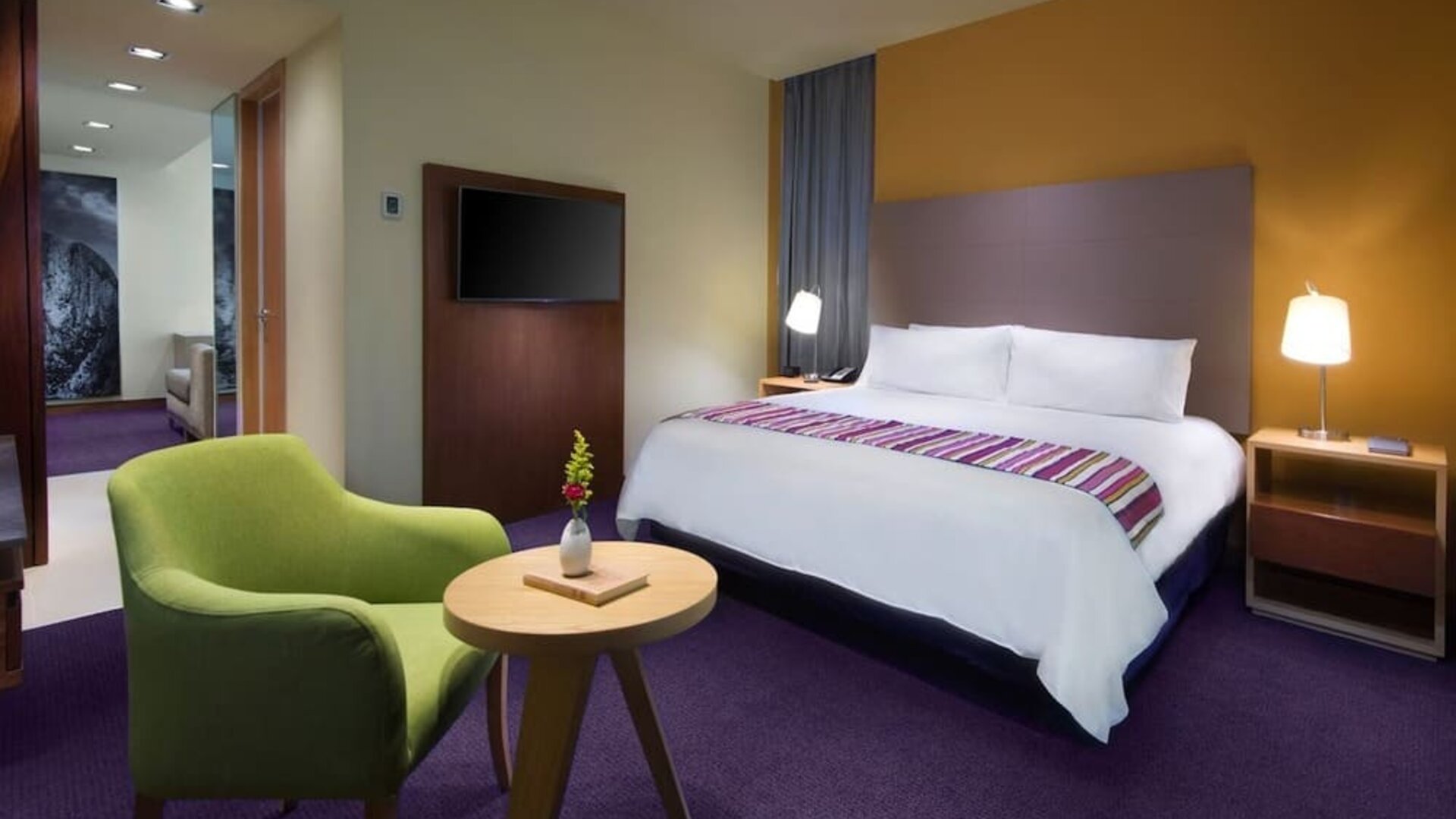 Day use room at Hilton Garden Inn Monterrey Aeropuerto.