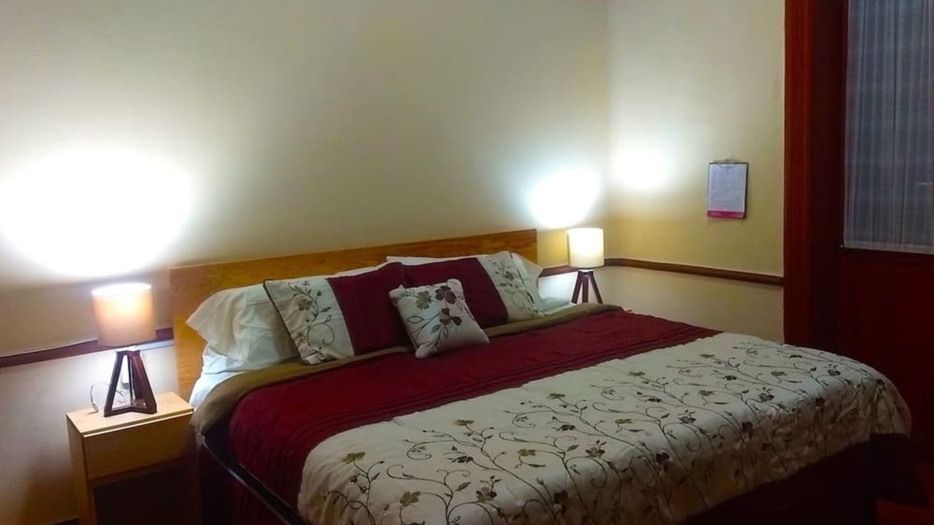 Romantic day use room at Casa María Hostal.