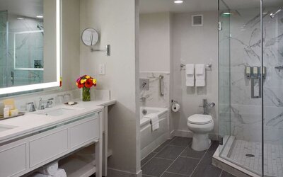 Guest bathroom at Royal Sonesta New Orleans.