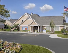 Parking area at Sonesta ES Suites Cincinnati - Blue Ash.