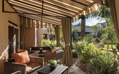 Day room with terrace at Sonesta Suites Scottsdale Gainey Ranch.