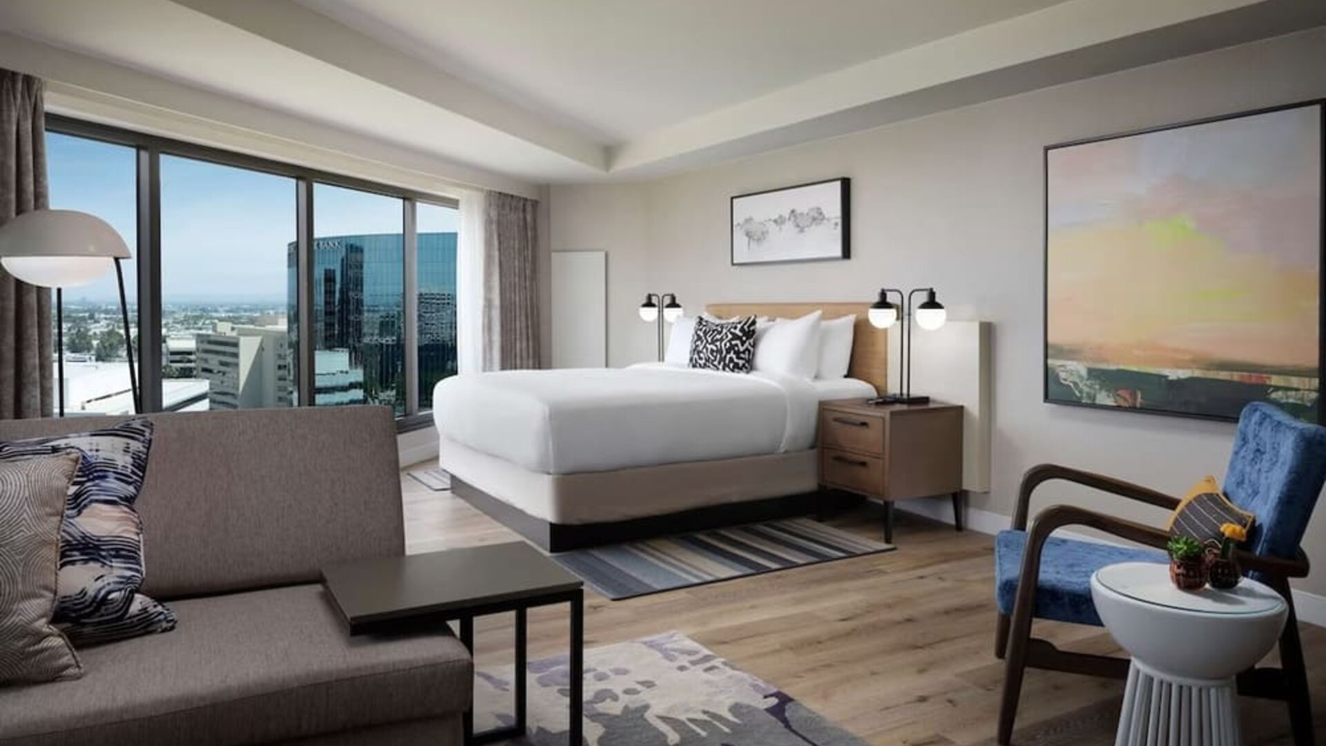 Day use room with natural light at Sonesta Irvine.