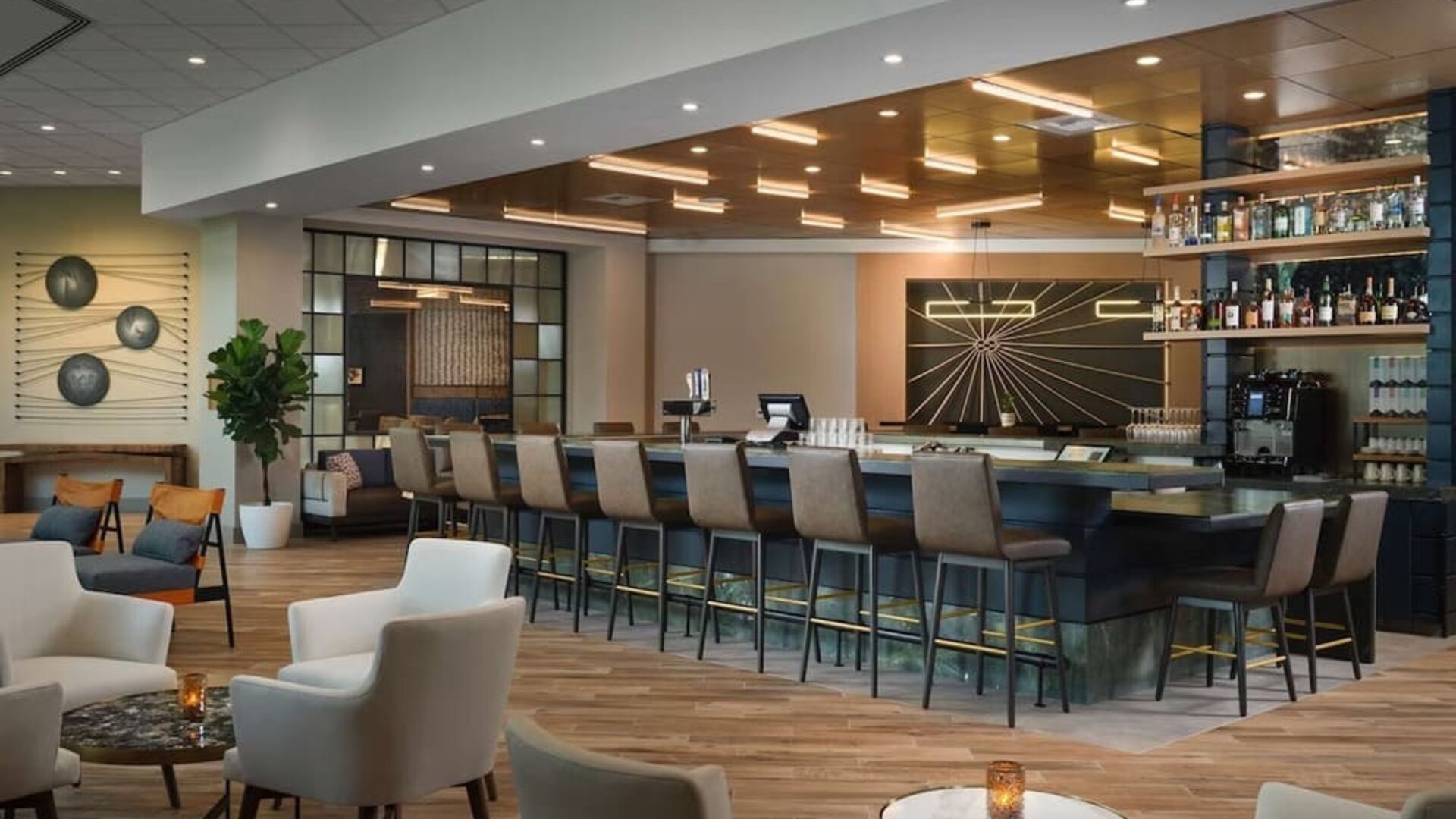 Bar and coworking space at Sonesta Irvine.